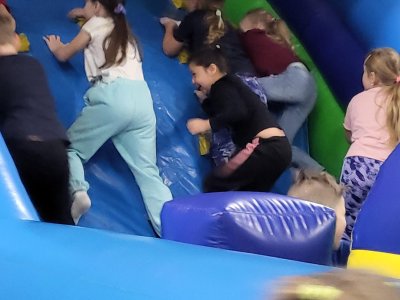 19. 11. 2025- Area-D