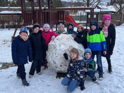Sněhové radovánky ŠD4